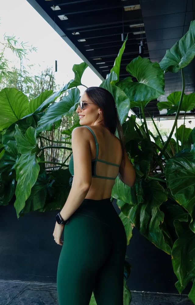 Aoxjox Women's Color Block Workout Sports Bras Fitness Lexi Lined Strappy Bra Athletic Yoga Crop Tank (Forest Green/Sage Green, Medium)