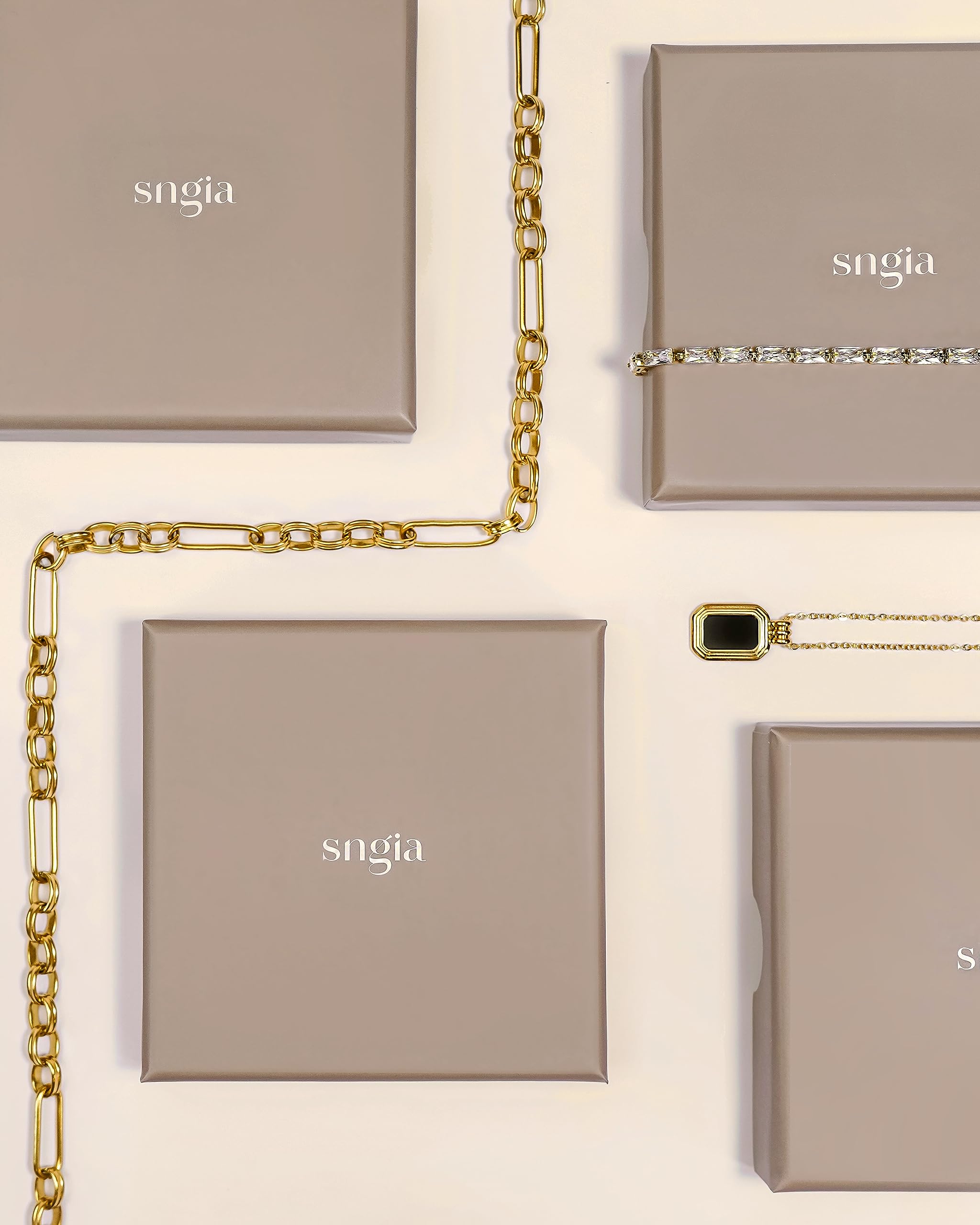 SNGIA 18K Gold Plated Mother of Pearl Flower Stud Statement Earrings for Women by SNGIA, Dainty Bold Retro Handmade Trendy Natural Sea Abalone Shell Floral Bohemian Jewelry Gifts, Small Unique Baroque Turquoise Stone Summer Beach Fashion Earrings Accessor